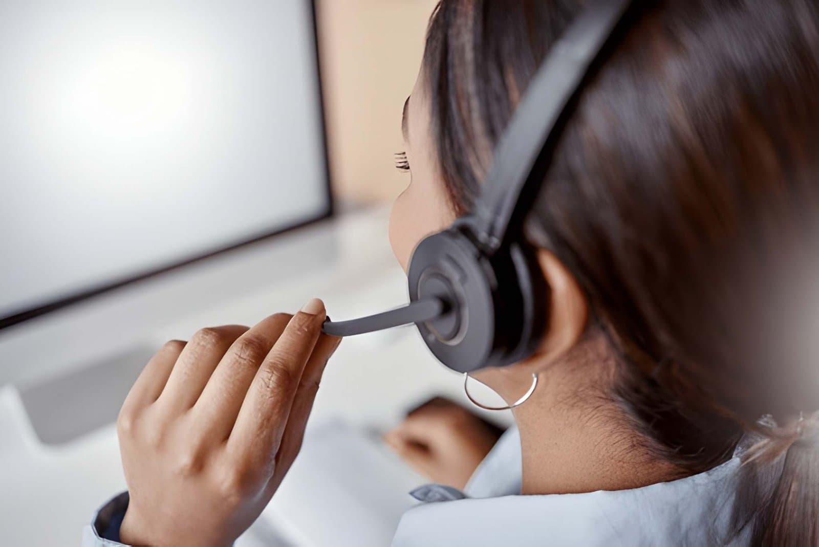 7 Ways to Re-Engage Cold Leads and Win Them Back
